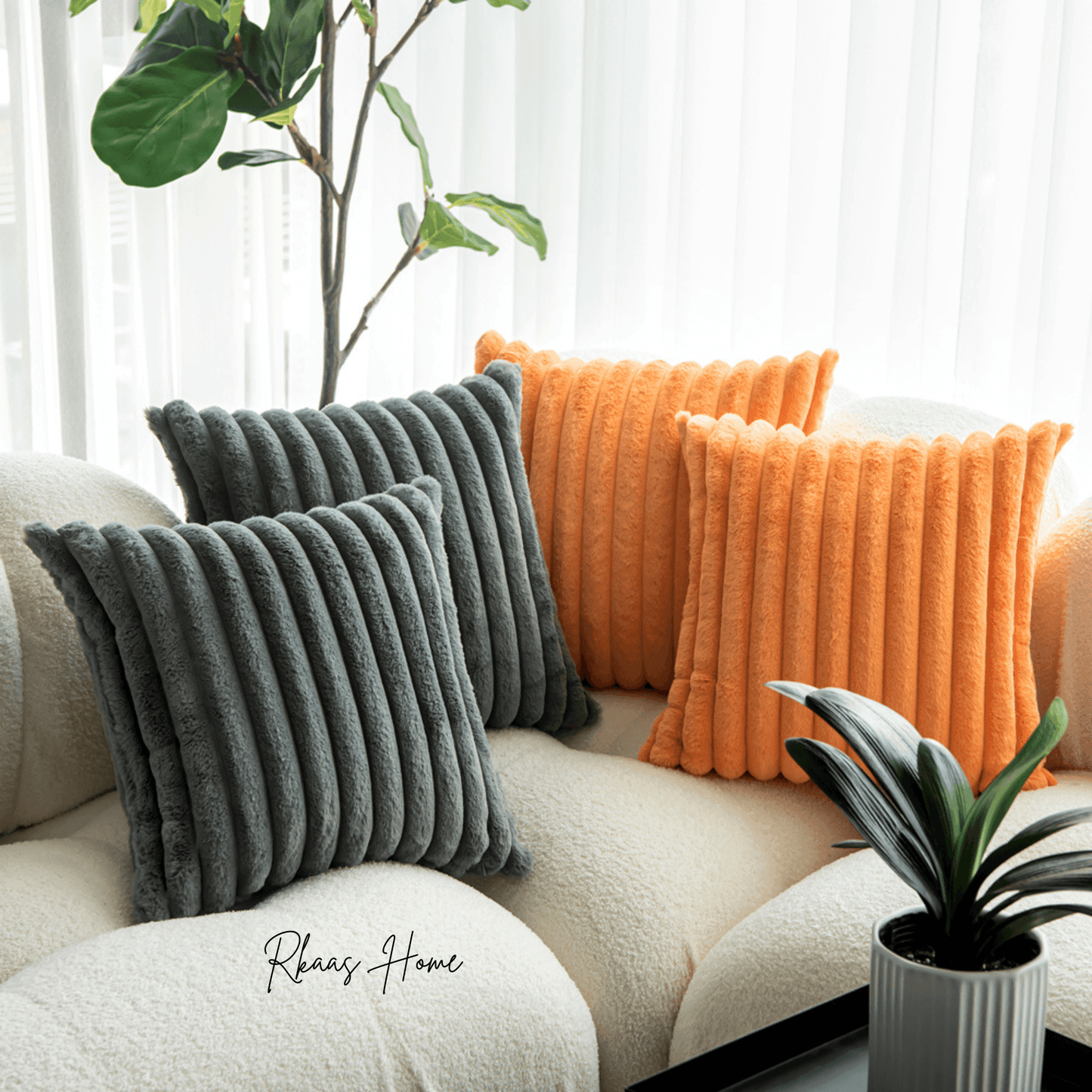 Flauschige, gestreifte, weiche Kissenbezüge aus Kunstfell im Cord-Stil, 45 x 45 cm