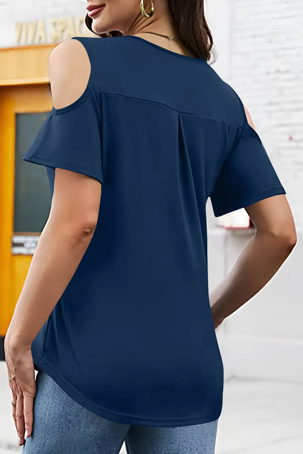 db997cd0-ee0d-4214-972e-9305d14e48fd-Max