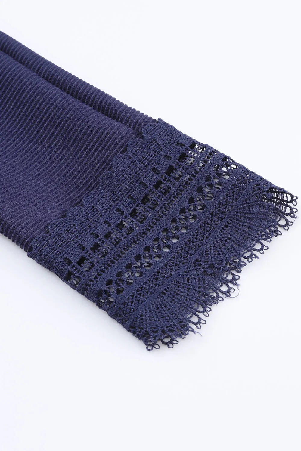 e0cdcb2b-7aae-4eb8-86ea-e931a560efa2-Max